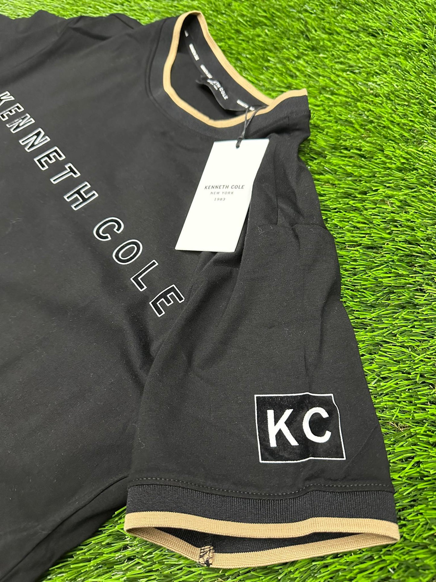 Playera Kenneth Cole