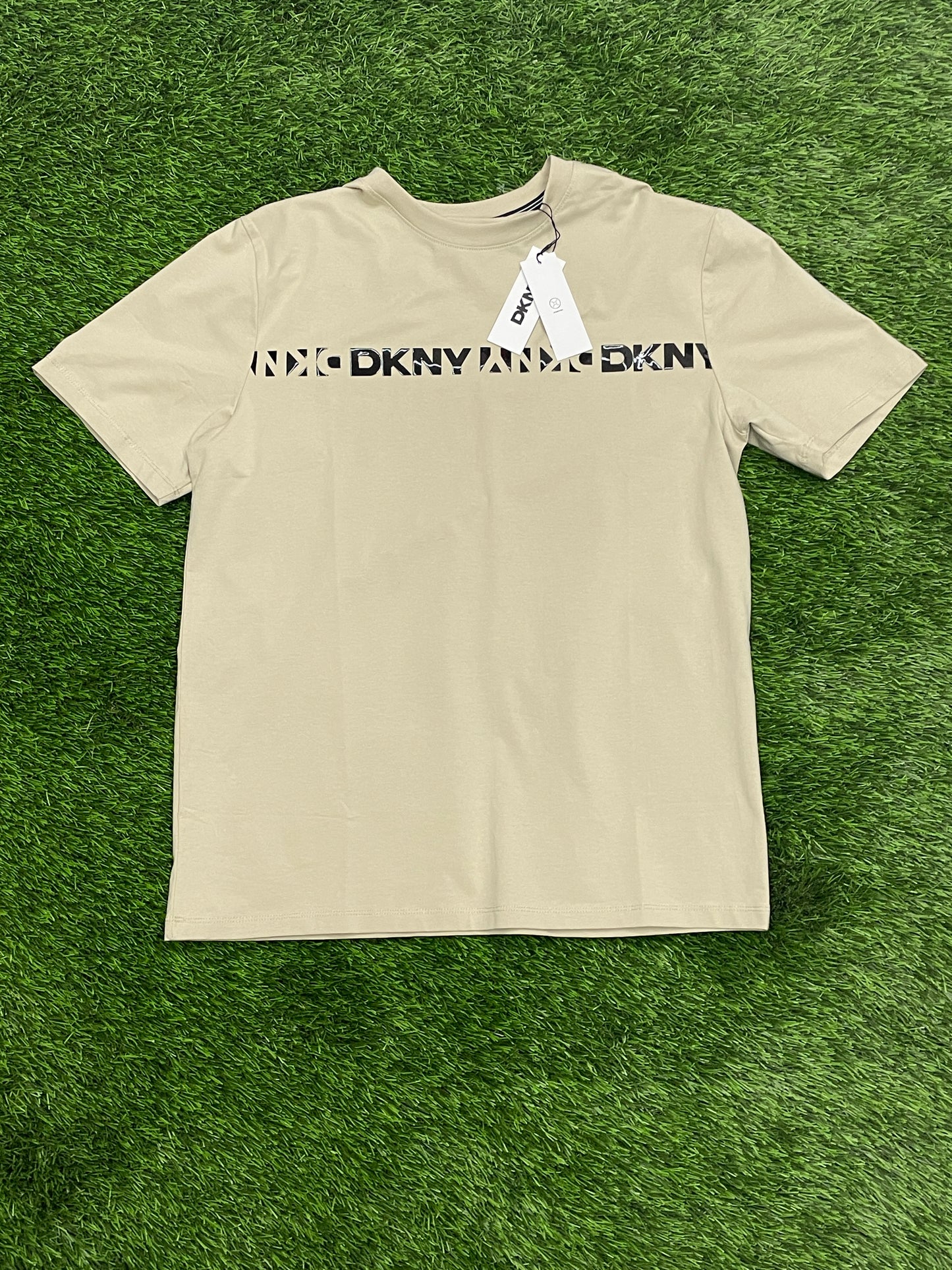 Playera DKNY